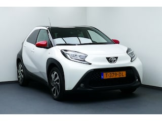 Toyota Aygo 1.0 VVT-i S-CVT Pulse 1-Eig 9300km. Bi Tone, Camera, Leer, Clima, Adap Cruise, 17"LMV