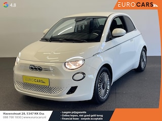 Fiat 500 Comfort Style 3+1 42 kWh 244km actieradius Navigatie Apple Carplay/Android Auto Camera Parkeersensoren Blind Spot Assist Stoelverwarming Lichtmetalen velgen Ledverlichting Climate Control