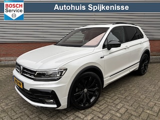 Volkswagen Tiguan 2.0 TSI 4Motion Highline Business R | VOL | R-Line | Dealer onderhouden | HUD | 360 Camera |  Wegklapbare Trekhaak | Pano |