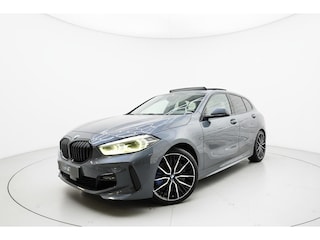 BMW 118i M SPORT PANO CAMERA SFEERVERLICHTING