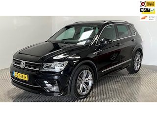 Volkswagen Tiguan 1.5 TSI R-Line Business Nederlndse auto navigatie panoramadak parkeersensoren virtuele cockpit