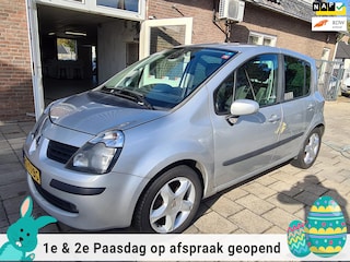 Renault Modus 1.6-16V Dynamique LEES BESCHRIJVING