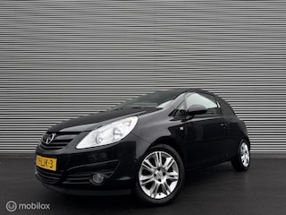 Opel Corsa 1.4-16V Color Edition | NAP | Airco | Carplay | 16 inch | 4 ZGAN banden