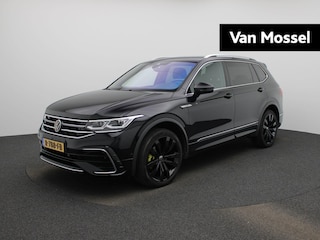 Volkswagen Tiguan 1.5 TSI R-Line Business 150 PK| Origneel Nederlands | 1e Eigenaar | Dealeronderhouden | 7 Zits Leder Bekleed | Trekhaak | Panoramdak | Stoelverwarming | Navigatie Pro | Verwarmbare Voorruit | LED Matrix | Harman Kardon