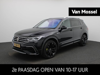 Volkswagen Tiguan 1.5 TSI R-Line Business 150 PK| Origneel Nederlands | 1e Eigenaar | Dealeronderhouden | 7 Zits Leder Bekleed | Trekhaak | Panoramdak | Stoelverwarming | Navigatie Pro | Verwarmbare Voorruit | LED Matrix | Harman Kardon