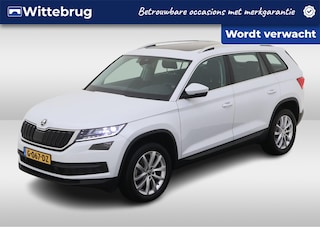 Skoda Kodiaq 1.5 TSI Business Edition / AUTOMAAT/ PANODAK/ NAVI/ LED/ PARK. SENSOREN + CAMERA/ CLIMA/ 18"LMV