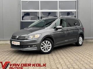 Volkswagen Touran 1.4 TSI Highline 7 persoons| Panorama| Carplay| Navigatie| Adaptive Cruise | Climate | Sensoren