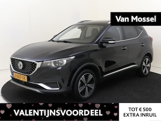 MG ZS Luxury 45 kWh 1e eig. / Panoramadak / Apple carplay / Camera