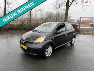 Toyota Aygo 1.0-12V + LEUKE AUTO RIJDT EN SCHAKELT GOED