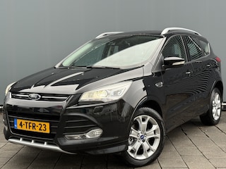 Ford Kuga BWJ 2014 | 1.6T 182PK Titanium Plus 4WD AUTOMAAT | TREKHAAK | SCHUIFDAK | CLIMA | NAVI | CAMERA A | PDC 2X | VOORRUIT VERW | BI-XENON