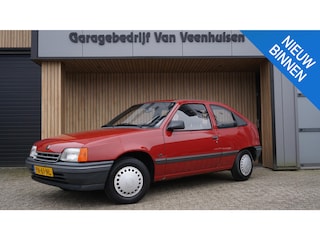 Opel Kadett 1.4i 60pk L 3Drs Origineel 1 Familie eigenaar! *APK 24-05-2027* 56959km!