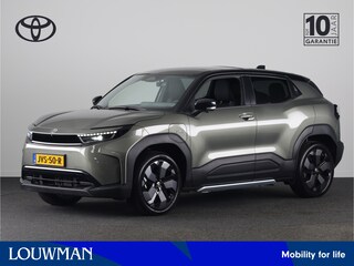 Toyota Urban Cruiser Executive AWD 61 kWh *DEMO* | 19"LM velgen | 360 camera | Two-tone metaallak |