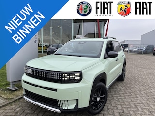 Fiat Grande Panda 1.2 Hybrid ICON | Pack Style | Lichtmetalen velgen | Carplay | Parkeersensoren