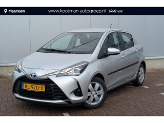 Toyota Yaris 1.5 Hybrid Aspiration Parkeercamera-L.M. velgen-Cruise control-Metallic lak