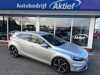 Volvo V40 2.0 T3 SUMMUM