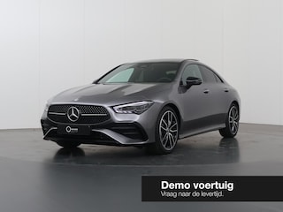 Mercedes-Benz CLA 180 Business Solution AMG | Panoramaschuifdak | AMG Line Plus | Night pakket | Head-up display | 360° camera | 19"AMG velgen |