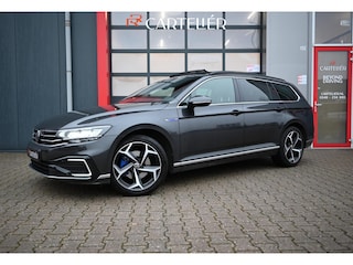 Volkswagen Passat Variant 1.4 TSI PHEV GTE Business 218PK | Pano | Led | Carplay | Trekhaak | ACC | Stoel & Stuurwielverwarming | Trekhaak | Leder | Massage | Virtual Cockpit