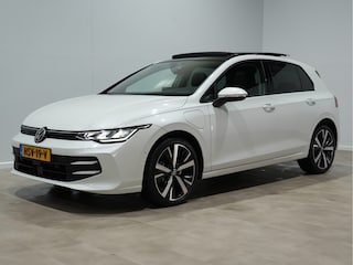 Volkswagen Golf 1.5 eHybrid 2045pk Life Edition Panorama Ergo Camera 18"velgen Privacy glass 144