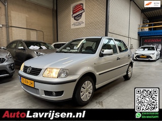 Volkswagen Polo 1.4 Trendline INRUILKOOPJE!! UNIEK VAN DE 1E EIGENAAR NL AUTO 62DKM NAP ZONNEDAK TREKHAAK!!
