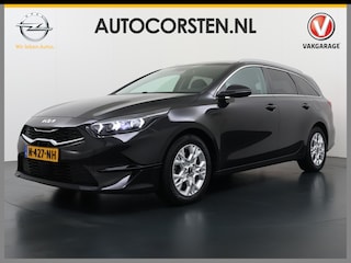 Kia Ceed Sportswagon 1.0T-GDi MHEV Automaat Facelift Navi Ecc Camera Apple Carplay Android Auto Pdc Stoel+Stuurverwarming DynamicPlusLine Elek.Achterklep Lane Assist Dodehoek Assist Regen-Lichtsensor Privacy Glas Isofix 1e Eigenaar Origineel Nederlandse Auto Dealeronderhouden