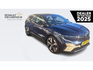 Renault Mégane comfort range iconic 60 kWh / Pack Advanced Driving Assist / All Season Banden / Betreft Demo vraag naar beschikbaarheid