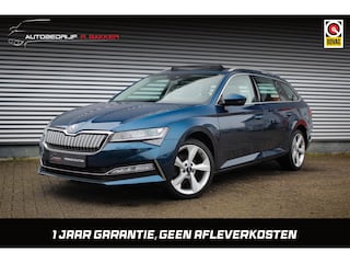 Skoda Superb Combi 1.4 TSI iV Style // Luxe lederen interieur | Trekhaak | Panoramadak | Memory | Camera | App Connect