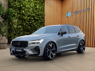 Volvo XC60 2.0 T8 455pk Plug-in hybrid AWD Ultra Black Edition HEICO SPORTIV | Luchtvering | Bowers&Wilkins | Massage/ventilatie | 22" Velgen