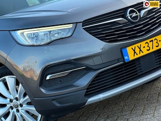 Opel Grandland X 1.2 Turbo Business Executive - Moonstone Grey - 19''/Carplay/Electr.klep