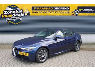 Alfa Romeo Giulia Super 2.0 TURBO 200pk Automaat I Adaptieve Cruise I Bruin Leer I Camera I Parkeersensoren Voor & Achter I Apple Carplay/Android Auto
