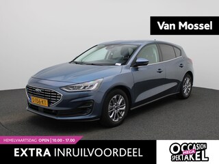 Ford Focus 1.0 EcoBoost Hybrid Titanium | APPLE CARPLAY | ANDROID AUTO | PARKEERSENSOREN | DAB RADIO | CRUISE CONTROL | BLUETOOTH | NAVIGATIE | RİJSTROOKHULP | LICHTMETALEN VELGEN |