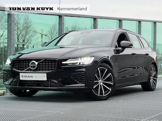Volvo V60 2.0 T6 Plug-in hybrid AWD Plus Dark PHEV, Automaat, Trekhaak semi elektrisch, 18 inch wielen, Parkeercamera, Park assist voor- en achter, Harman Kardon audio, Stoelverwarming, Stuurverwarming