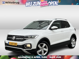 Volkswagen T-Cross 1.0 TSI Style / Digitaal dashboard / Climate controle / Camera / Parkeersensoren V+A / Navigatie /