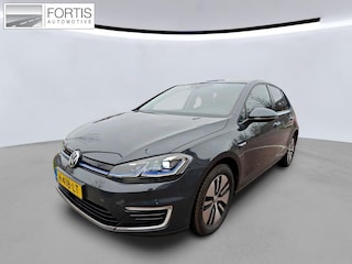 Volkswagen Golf E-DITION NL-AUTO | DIGI DASH | NAVI | CAMERA