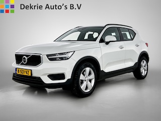 Volvo XC40 1.5 T2 130PK Momentum Core / Airco-ecc./ Xenon / Navigatie / Lmv./ Pdc.A / Radio multimedia / Apk 03-2027