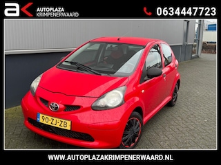 Toyota Aygo 1.0-12V XR Nieuwe apk carplay navigatie