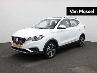 MG ZS Luxury 45 kWh | Navi | Leder | Panoramadak | Camera | Apple CarPlay | Stoelverwarming |