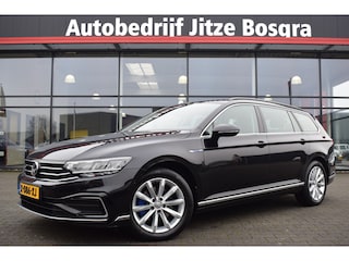 Volkswagen Passat Variant 1.4 TSI PHEV GTE Highline Matrix LED | Zwart Leder | Carplay | Virtual | Camera | Trekhaak