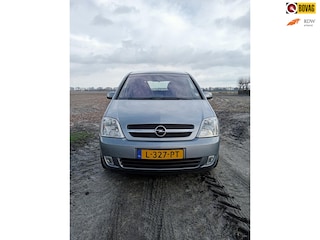 Opel Meriva 1.8-16V Cosmo