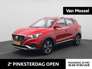 MG ZS Luxury 45 kWh | Leder | Carplay | Camera | Panoramdak | Elektrische Stoelen |