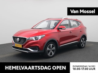 MG ZS Luxury 45 kWh | Leder | Carplay | Camera | Panoramdak | Elektrische Stoelen |