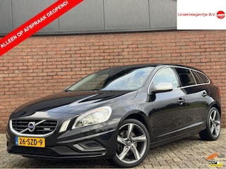 Volvo V60 2.0 T5 R-DESIGN | NL-AUTO! | DEALER OH | TREKHAAK!