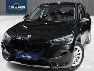 BMW X1 xDr25e BUSINESS / PANODAK / HARMANKARDON / HIFI / STOELVERW. / 17"