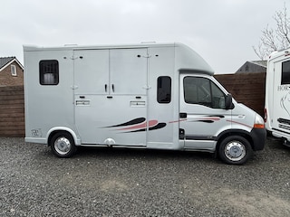 Renault Master PAARDENWAGEN | HORSETRUCK | MTM | PRO SAFETY 5 | 2006 | 120PK | MANUEEL | DUB CAB | 5-SEAT | MARGE | NL KENTEKEN