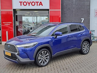 Toyota Corolla Cross 2.0 High Power Hybrid First Edition NL-AUTO NL-AUTO ELEK-KLEP PARK-SENSOREN BLINDSPOT STOELVERWARMING NAVI 18''