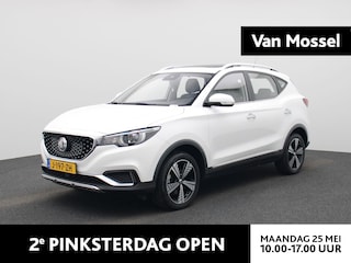 MG ZS Luxury 45 kWh | Panoramadak | Leder | Apple Carplay | Stoelverwarming |