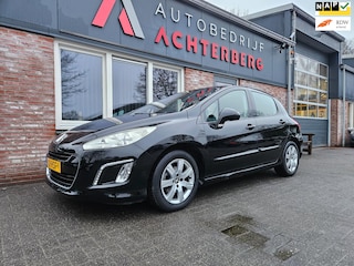 Peugeot 308 1.6 VTi Première Trekhaak! Airco/Clima! Panoramadak! Cruise Control! NAP!