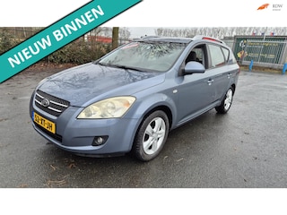 Kia Ceed Cee'd Sporty Wagon 1.6 Business Edition LEUKE AUTO RIJDT EN SCHAKELT GOED