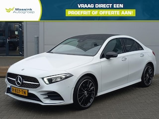 Mercedes-Benz A-klasse Limousine A 250 e 218pk Plug-in-Hybride Automaat AMG Line | Navigatie | Open dak | 19" Lm velgen