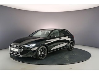 Audi A3 Sportback 30 TFSI AUT | BLACK EDITION | €4.000,- KORTING | Sportonderstel - Privacy glas - Sportstoelen