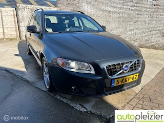 Volvo V70 1.6 T4 Nordic, trekhaak, leer, automaat